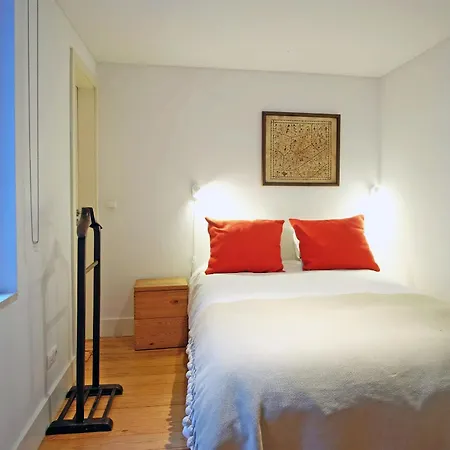 Dpj Comfort & Light In Lisbon Downtown! With A Stunning City View!-2